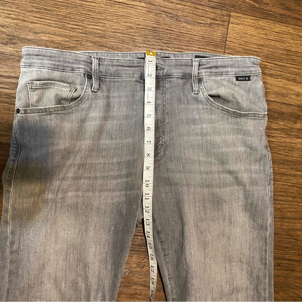 Mavi Zach Light‎ Gray Straight Jeans - Picture 6 of 8